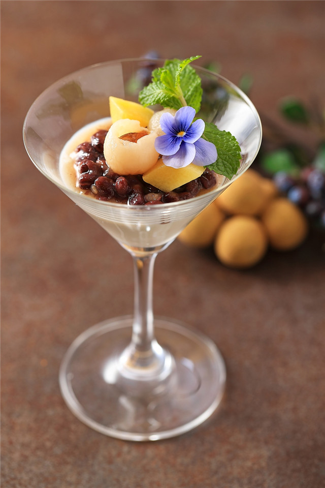 红果豆浆茶冻 Soy pudding with red bean and peach.jpg