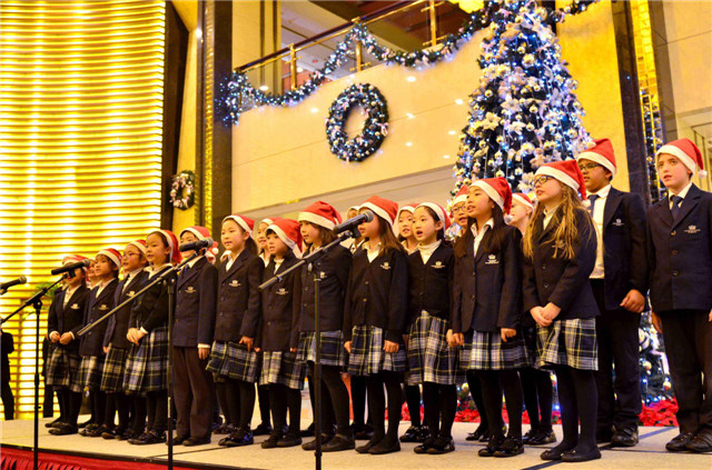 2.北京英国学校顺义校区唱诗班 Choir by The British School of Shunyi.jpg