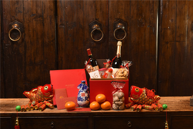 The Peninsula Premium Hamper_半岛高级礼篮.jpg