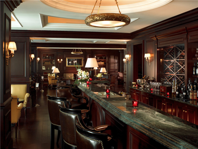 The Ritz-Carlton Bar 1.jpg