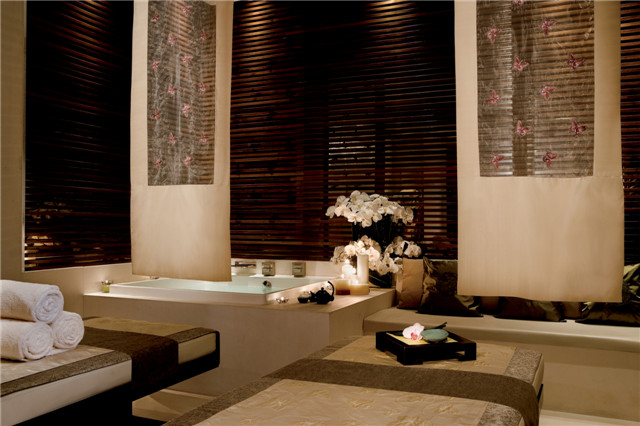 Spa - Couples Massage Room.jpg