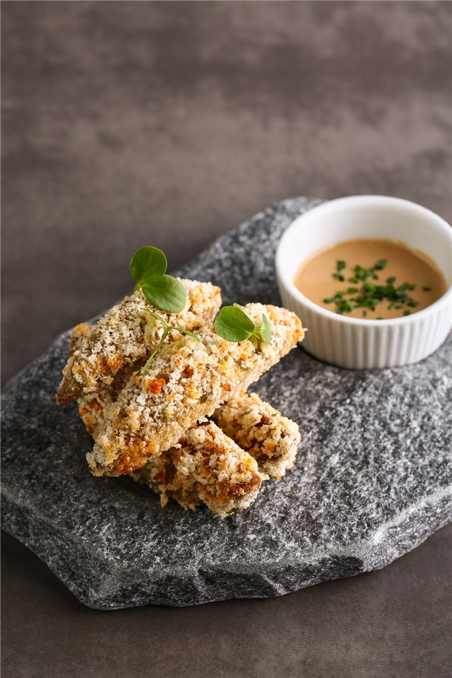 Tapas-烤脆牛油梨条配芝麻味噌汁.jpg