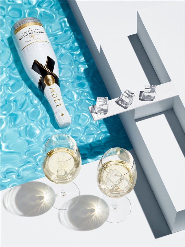 Ice Champagne.jpg