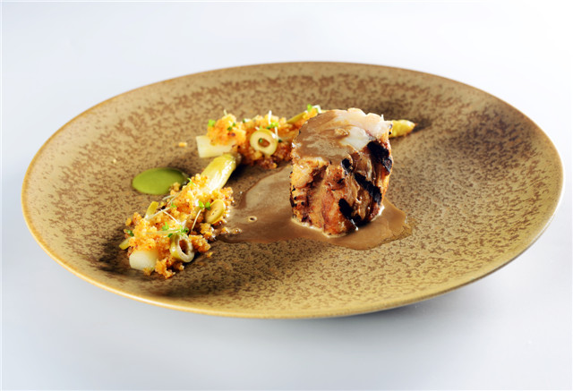 安康鱼 & 秘制萨拉米 monkfish & n’duja.jpg