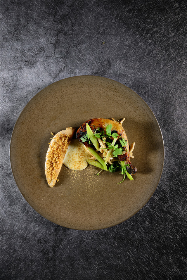 有机春鸡 half organic spring chicken.jpg