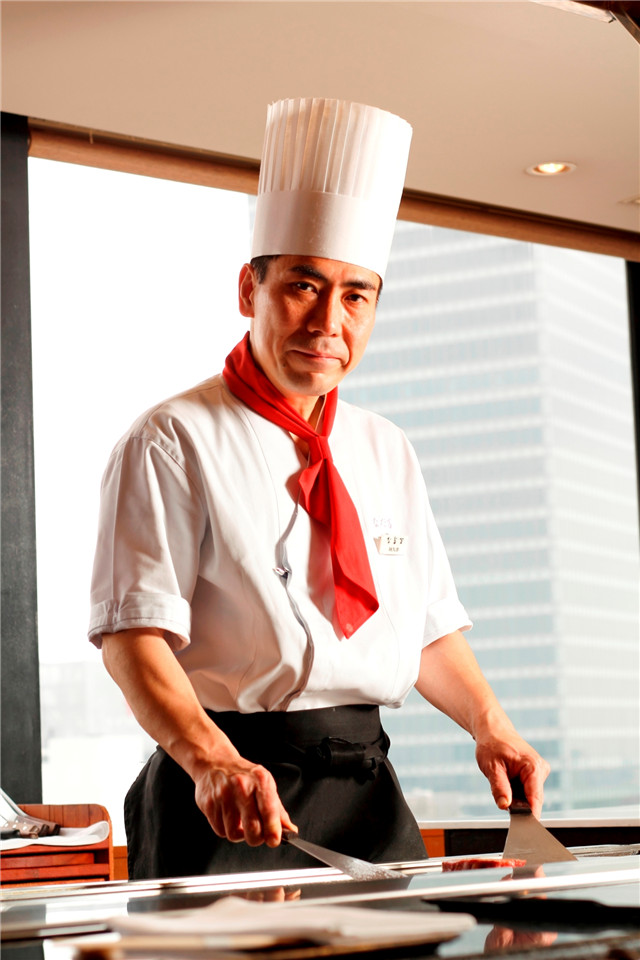 滩万客座厨师 Guest Chef Akutsu Yoshiya .jpg