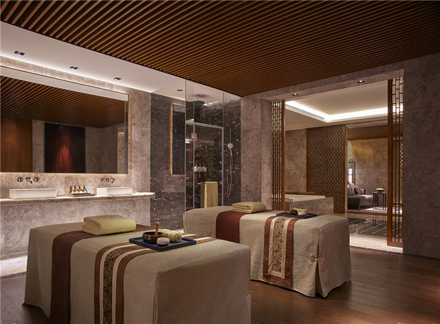 NUO SPA Treatment Room.jpg