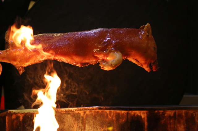 batch_烤乳猪 Roast Suckling Pig.jpg