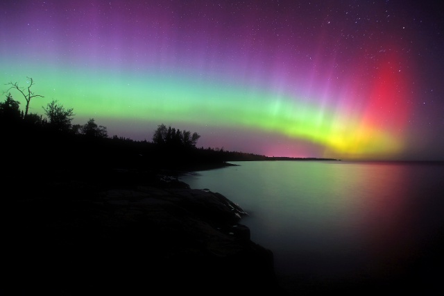 batch_northern lights aurora borealis_1317825_john heino.jpg
