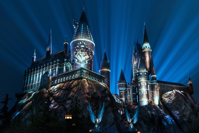 batch_2. 2018年好莱坞环球影城“霍格沃茨城堡夜影声光秀” The Nighttime Lights at Hogwarts Castle_WWoHP at USH 2018.jpg