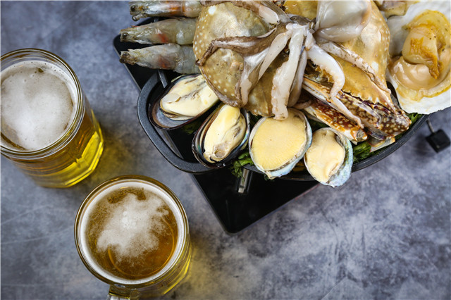 酸辣海鲜锅盛筵啤酒套餐 Seafood Hotpot and Draft Beer（2）.jpg