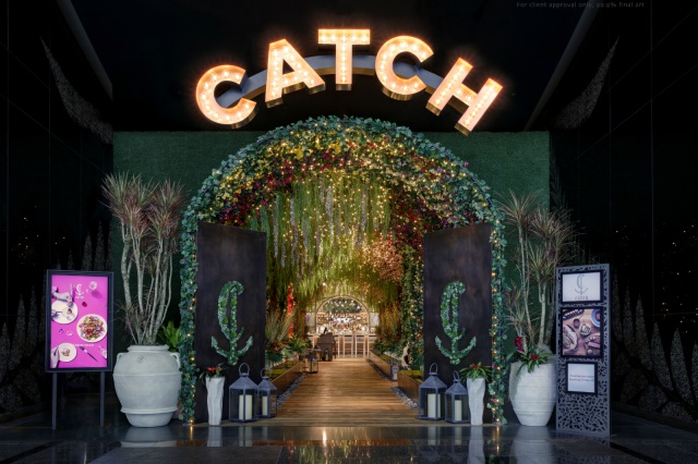 batch_拉斯维加斯大道的新晋热门去处Catch餐厅的鲜花隧道.jpg