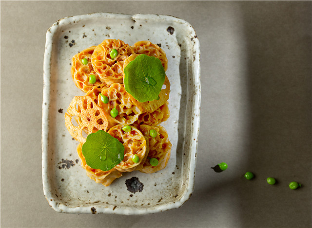 芥辣麦藕 Dry Lotus Marinated with Wasabi and Sesame Dressing.jpg